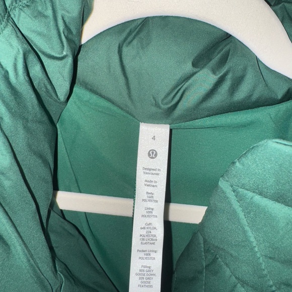 Lululemon Cropped Wunder Puff Jacket - Picture 3 of 7